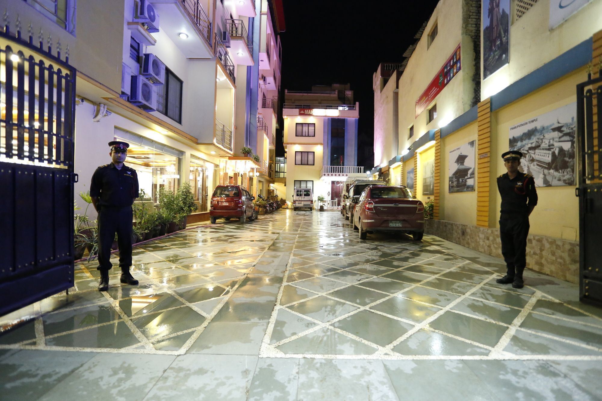 Mahadev Hotel Katmandu Dış mekan fotoğraf